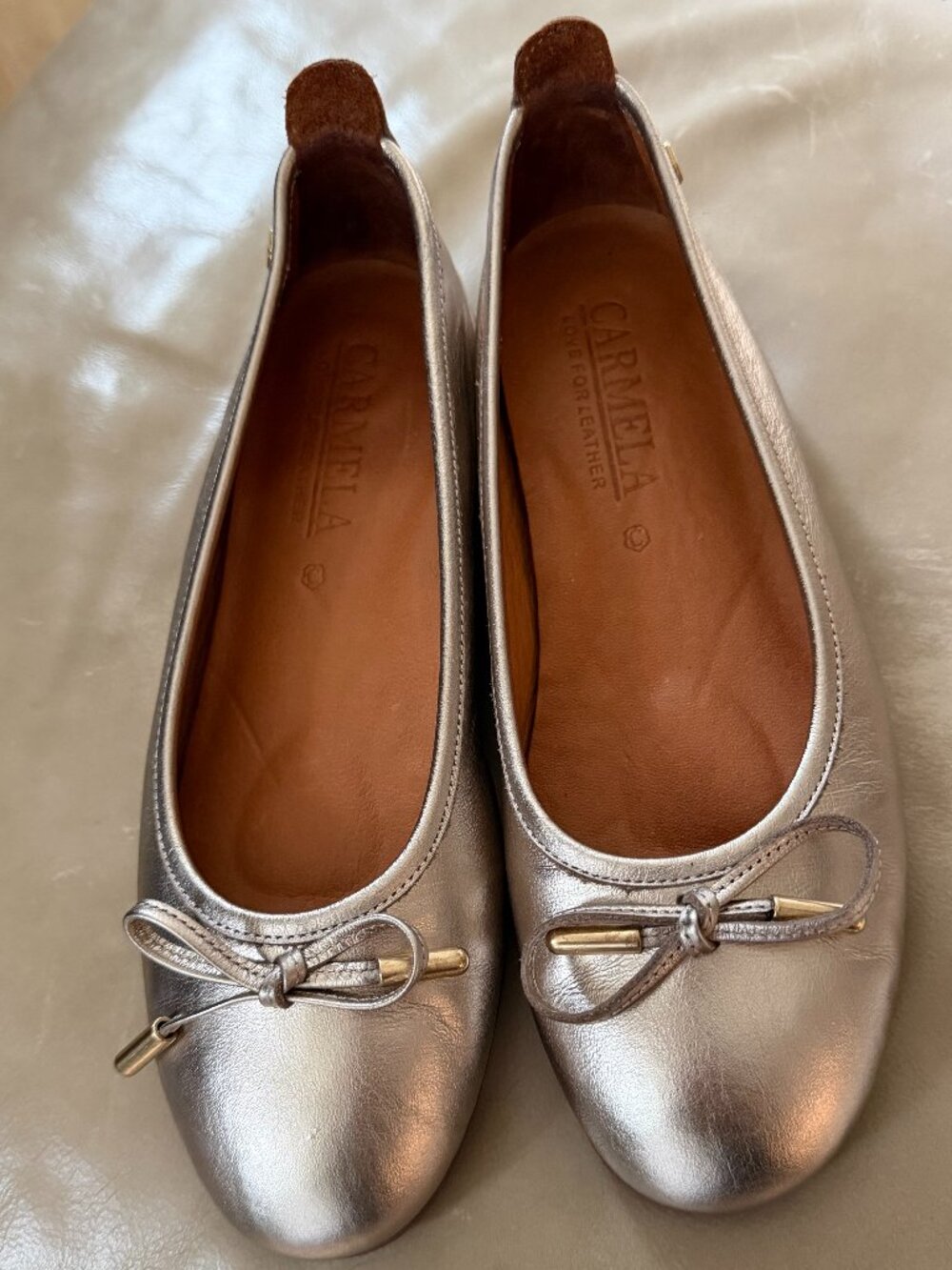 CARMELA Gold Full Leather Ballerina Flats - Size 36 (US 6) - Like New!